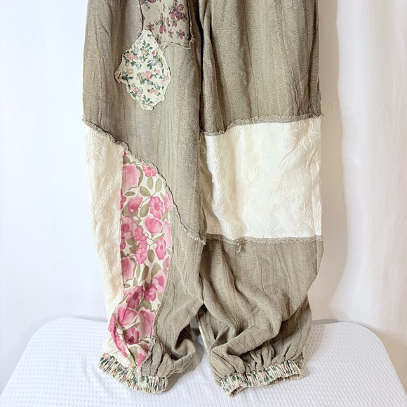 BRAND NEW Floral Patch Pants By POL Sz Small - Picture 8 of 15
